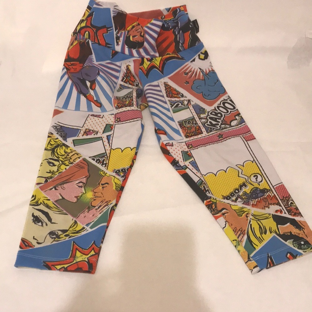 Fit World Capri Legging Comicstrip/Popart